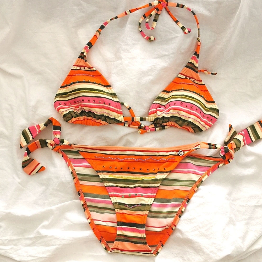 BIKINI